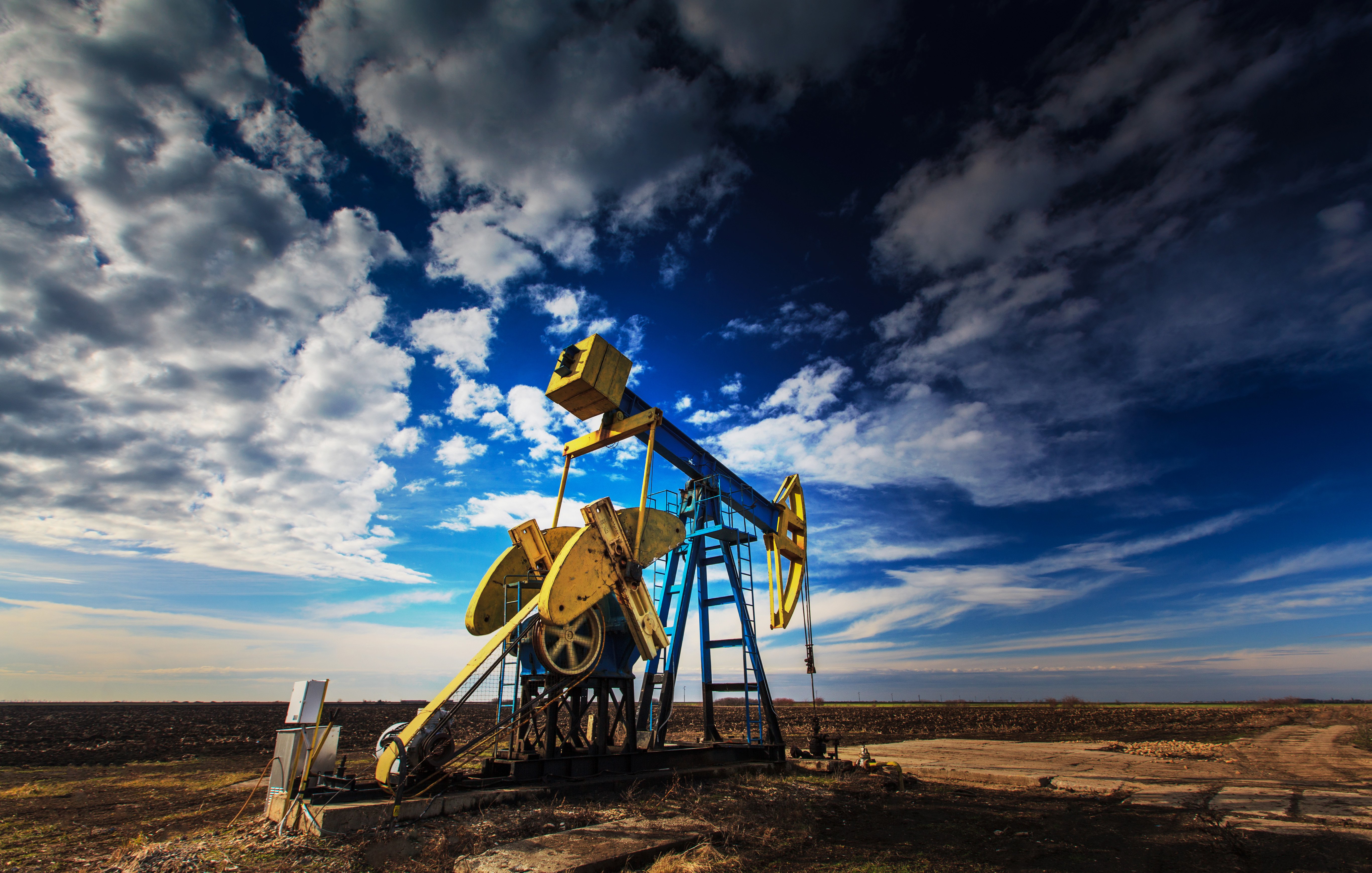 The Role of Renewable Energy in Reducing the Need for Oil Drilling